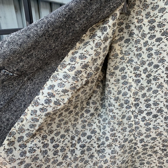 Maternity two piece suit with skirt - Picture 2 of 6